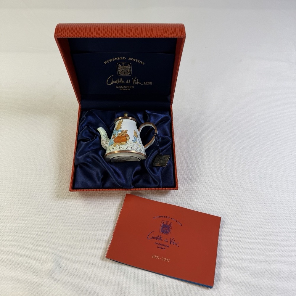 Vintage Charlotte Di Vita Peter Rabbit Miniature Tea Pot London 2001-2002 #BP003